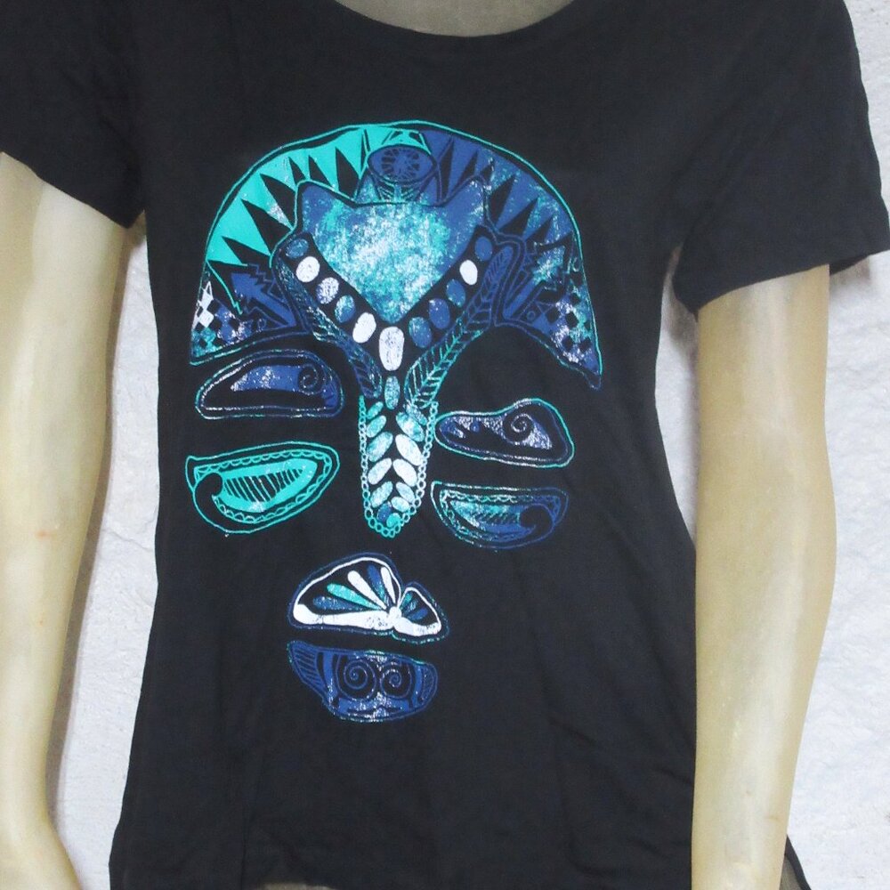Threads for Thought Abstract Mask Tee Sz. XS